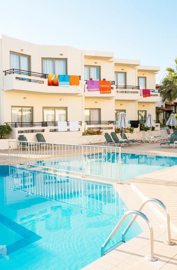 Apladas Hotel Aγία Μαρίνα Εξωτερικό φωτογραφία